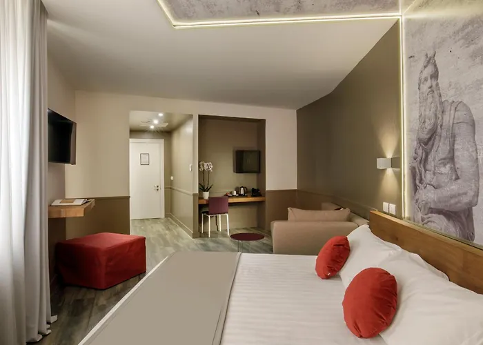 Regno Otel Roma